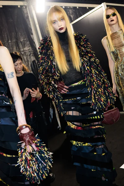Look 5